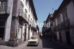 1984 RENAULT 4L VIANA DO CASTELO MINHO PORTUGAL 35mm DIAPOSITIVE SLIDE NO PHOTO FOTO NB2854 - Diapositives