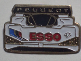 Pin's - PEUGEOT-ESSO - Voiture De Course - Carburants