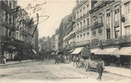 Lille * La Rue Esquermoise * Coiffeur De Dames VANDAMME * Attelage * Commerces Magasins - Lille