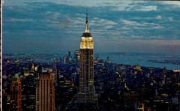 EMPIRE STATE BUILDING AT NIGHT  ( NEW YORK CITY ) - Empire State Building