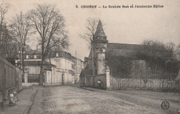 Croissy (78 - Yvelines) La Grande Rue Et L'Ancienne Eglise - Croissy-sur-Seine