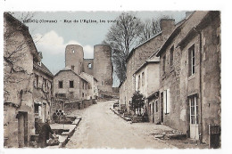 CROCQ   (cpa 23)   Rue De L'Eglise - Les Tours - Crocq