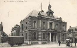 étaples * Place Et L'hôtel De Ville * Mairie - Etaples