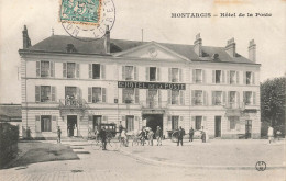 Montargis * Place Et Grand Hôtel De La Poste * Attelage - Montargis