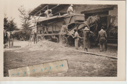 CASTILLONNES - Une Scène De Battage En 1937/38  ( Carte Photo )  Rare - Autres & Non Classés