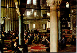 3-11-2023 (1 V 11) TURKEY - Istanbul Mosque (inside) - Islam