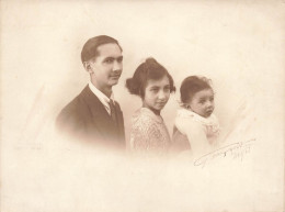 Photographie - Famille Baton - Décembre 1929 - Geoys 14 Ans - Berthe 9 Ans - Michel 6 Mois - Photo Dangereux - Personas Identificadas