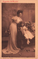 Photographie - Une Mère Avec Sa Fille - Dans Le Parc -  Carte Postale Ancienne - Photographie