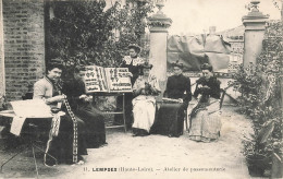 Lempdes * Atelier De Passementerie * Broderie Métier * Brodeuses Brodeuse - Autres & Non Classés