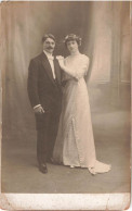 Photographie - Couple Mariage - Collée Sur Carton Dim: 16/11 Cm - Anonyme Personen