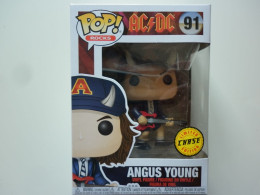 AC/DC Angus Young Figurine Pop N°91 Limited Edition Chase - Objetos Derivados