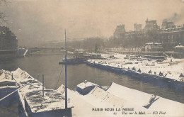 Paris * Carte Photo * Péniches Batellerie * Sous La Neige , Vue Sur Le Mail * Péniche Barge Chaland - Autres & Non Classés