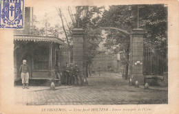 FRANCE - Le Vigneron - Usine Jacob Holtzer - Entrée Principale De L'usine - Carte Postale Ancienne - Molsheim