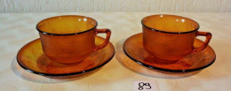 C89 Tasses Et Sous Tasse En Arcopal Nestlé Orange Vintage - Jugendstil / Art Déco