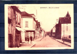 71. Gueugnon. Rue De La Liberté. Mauvais état - Gueugnon