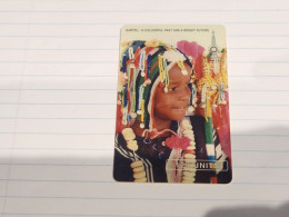 GAMBIA-(GAM-010B)-Young Girl In Colourful Dress-Old Schlumberger-(14)(125units)-(00788331)-used Card+1card Prepiad Free - Gambia