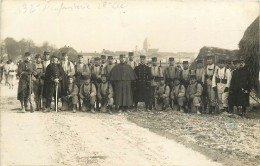 CARTE PHOTO - Châtelaudren , Militaires Du 132em D'infanterie, 28em Compagnie. - Châtelaudren