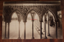 Photo 1890's Mont Saint Michel La Salle Des Chevaliers Tirage Albuminé Albumen Print Vintage - Plaatsen