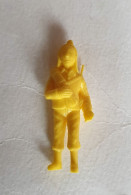 FIGURINE PUBLICITAIRE STENVAL TINTIN Monochrome Jaune - Pas Dunkin - Hergé ZORINNO - Kuifje