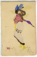 FEMME ELEGANTE  AVEC UN JOLI CHAPEAU   AQUARELLE REALISEE SUR CARTE POSTALE SIGNEE  Y RIKOSKY - Aquarelles