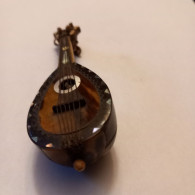 Ancienne Et Rare Miniature Reproduction D'une Mandoline - Andere & Zonder Classificatie