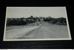 A9402        WINDSOR CASTLE FROM THE LONG WALK - Windsor Castle