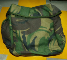 MUSETTE DE L'ARMEE ANGLAIS CAMOUFLAGE FEUILLAGE DE 2011, AVEC UNE SANGLE PRINCIPALE POUR LE PORT A L'EPAULE ,UNE POCHE - Equipement