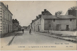 LAROCHE GENDARMERIE - Laroche Saint Cydroine