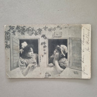 PH - Carte Postale Photo - Dessin De Deux Femmes Aux Visages étranges Regardant Par Deux Petites Fenêtres - Personen