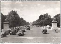 PARIS ..-- OLDTIMER .  Automobiles Anciennes . Voir Verso . - Champs-Elysées