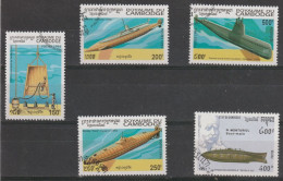 CAMBODGE. Lot De 5 Timbres Oblitérés Thème Sous-marins. TB. Petit Prix. Voir Le Scan - Submarinos