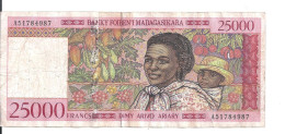 MADAGASCAR 25000 FRANCS ND1998 VF P 82 - Madagascar