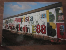 Carte Postale Allemagne Berlin Le Mur - Mur De Berlin