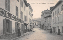 LAMURE-sur-AZERGUES (Rhône) - Grande Rue - Hôtel Chaumont, Hôtel Du Commerce Carton-Deschamps - Ecrit 1913 (2 Scans) - Lamure Sur Azergues