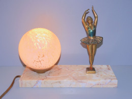 - JOLIE LAMPE A POSER ART DECO BOULE CLICHY ROSE DANSEUSE REGULE Doré & Vert    E - Lighting & Lampshades