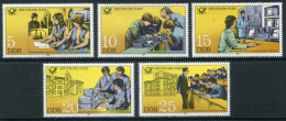 DDR 1981 Postal Workers' Training  MNH / **.  Michel 2583-87 - Neufs