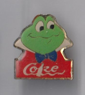 PIN'S    THEME  COCA COLA COKE GRENOUILLE BOISSON - Coca-Cola