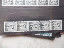 Belgique Belgie Bande Rouleau Rolzegels R 28 Fonce Et Clair Parfait Etat Mnh ** Neuf  Baudouin Boudewijn - Coil Stamps