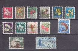 NEW ZEALAND - O / FINE CANCELLED - 1960/1963 - DEFS. - FLOWERS, WOOD, FISH, TASMAN GLACIAR - Gebraucht
