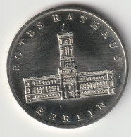 DDR 1987: 5 Mark, Berlin Rotes Rathaus, KM 115 - 5 Marchi