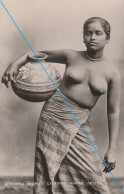 SRI LANKA ( CEYLON ) Rodiya Woman Carrying Water S/w - Sri Lanka (Ceylon)