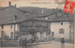 LAMURE-sur-AZERGUES (Rhône) - Le Rond-Point - Voyagé 1919 (2 Scans) A. Prost, 102 Rue De La Tête D'Or à Lyon - Lamure Sur Azergues