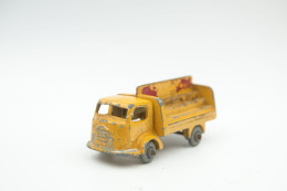 Matchbox Lesney 37A2 COCA COLA LORRY - Regular Wheels, Issued 1956, Scale : 1/64 - Lesney