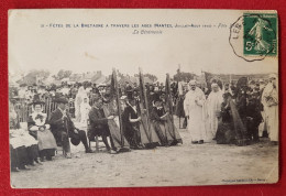 CPA - Fêtes De La Bretagne à Travers Les âges (  Nantes Juillet Aout 1910 ) Fête Druidique -  La Cérémonie (harpe ) - Nantes