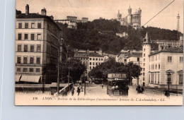 6-11-2023 (1 V 26) FRANCE - Very Old - Posted - Sepia - Avenue De La Bibliotque De Lyon (et Autobus) - Bus & Autocars