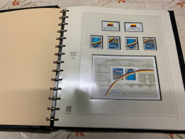 Collection De Timbres D'Allemagne Xx / X Entre 1990 Et 1995 Dans Classeur Safe Sur Système Dual Page - Sammlungen (im Alben)