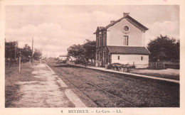 MEYZIEU (Rhône) - Meyzieux - La Gare - Voie Ferrée - Isère - Meyzieu