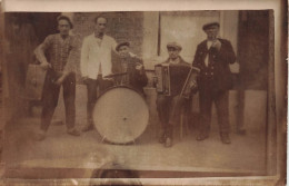 CARTE PHOTO - Des Musiciens : Chacun Avec Son Instrument - Carte Postale Ancienne - Fotografie