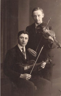 FANTAISIES - Hommes - Deux Violonistes  - Carte Postale Ancienne - Mannen