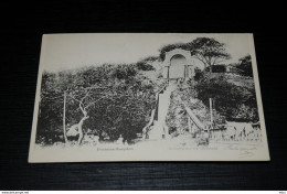 A9742        FONTAINE GUEYDON - 1903 - Fort De France